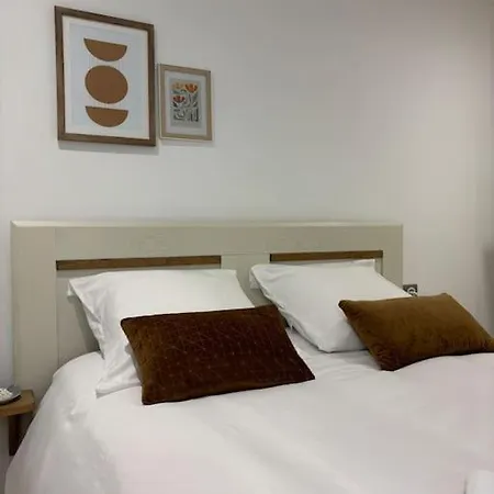 La Tournelle شقة لونْجورْ